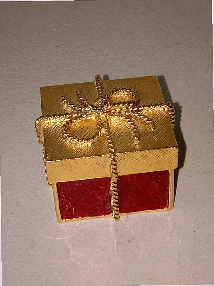 Estee Lauder Solid Perfume Compact Present Box Christmas 2005 2"
